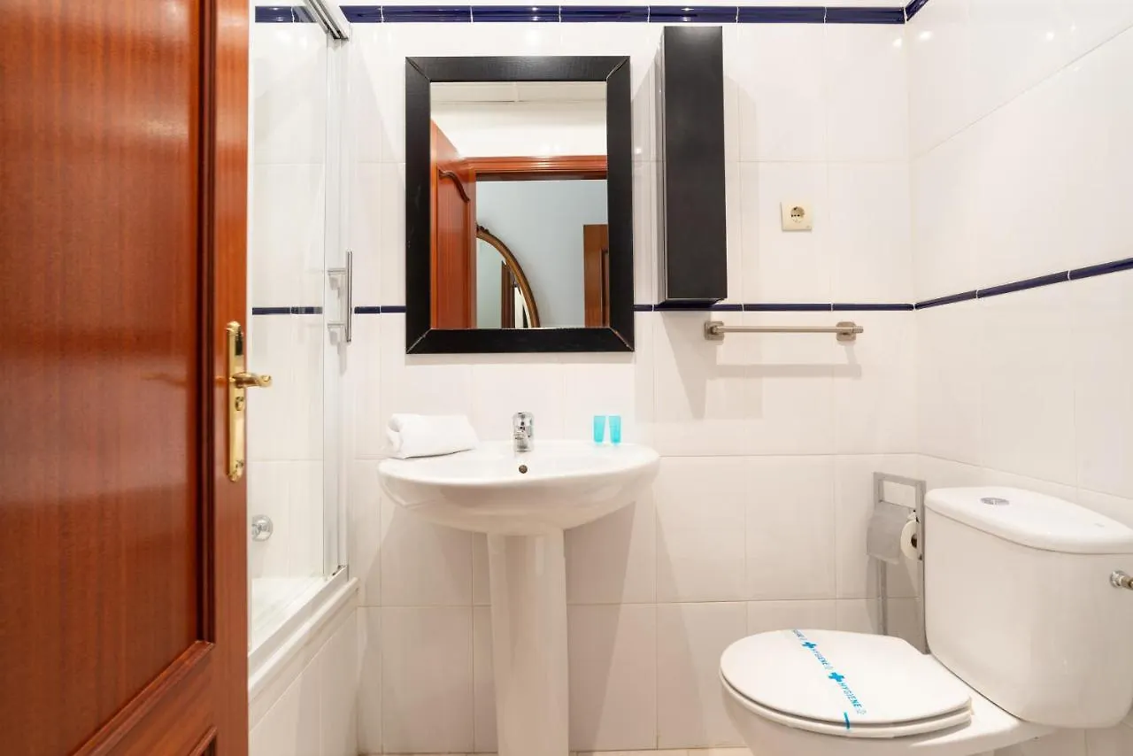 Urbe10 Marin Garcia 2 Bedrooms Apartment Màlaga 0*,